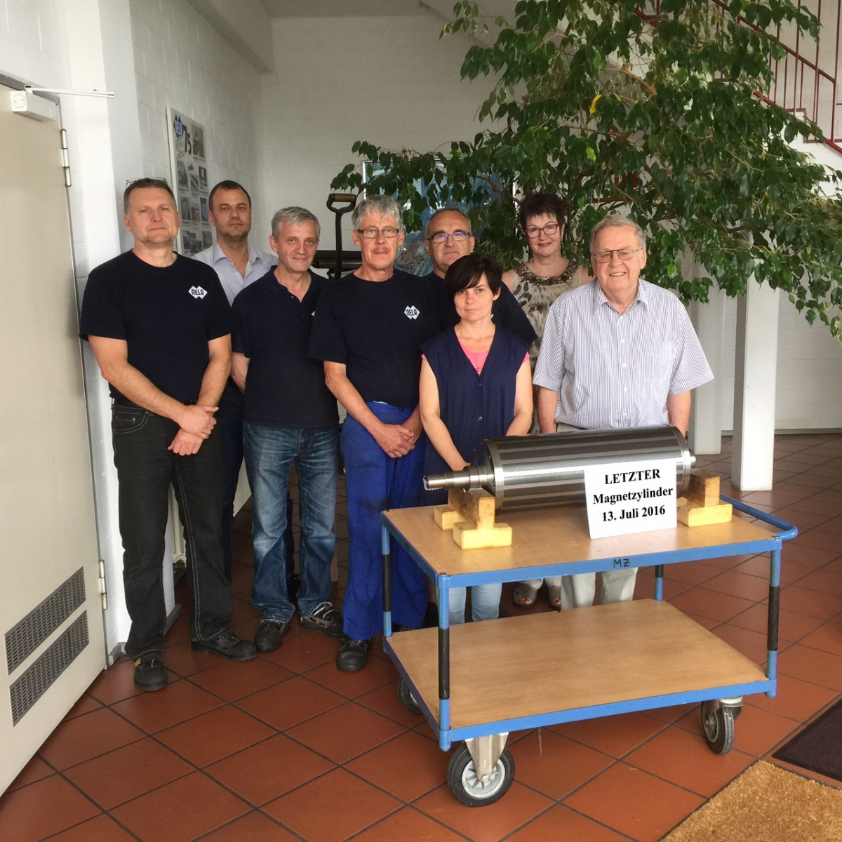 NELA Magnetzylinder Team mit letztem Zylinder