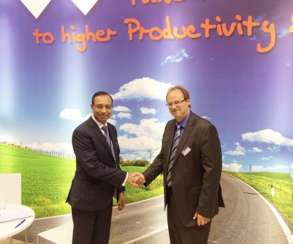 NELA's President Frank Neumeister and Dainik Jagran's Executive President Mr. Sandeep Gupta
